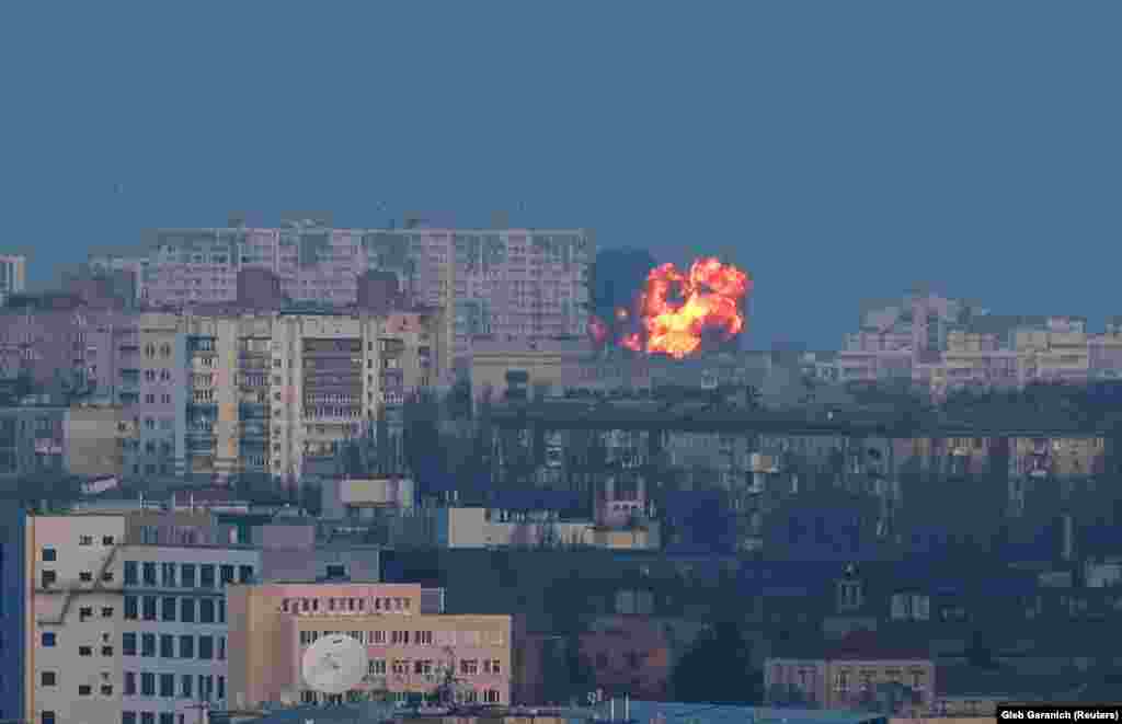 The city of Kyiv is rocked by another explosion. Air defenses mobilized but casualties were reported in various cities in Ukraine.