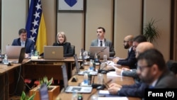 Bosnia-Herzegovina's Council of Ministers announced on February 14 that expatriate Russians would be allowed to vote in their country's upcoming presidential election. (file photo)