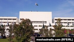 د پاکستان د پارلېمان د دواړو جرګو یعنې قامي اسمبلۍ او سېنېټ د ودانۍ یو پخوانی انځور.