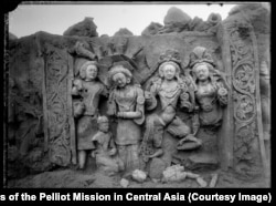A detail of the Xinjiang reliefs that once decorated a palace