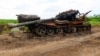 Знищений російський танк у селі Новодарівка Запорізької області, архівне фото