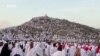 نن سلګونه زره حاجيان د عرفات په ميدان کې راغونډ شوي
