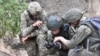 Найманці ПВК «Вагнера» регулярно прибувають до Білорусі з середини липня (на фото: вагнерівці тренують білоруських військових)