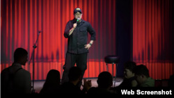 Kazakh stand-up comedian Aleksandr Merkul was sentenced to 10 days in jail earlier this year. (file photo)