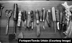 Weapons confiscated from inmates of Marianosztra prison in 1987.