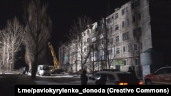 Наслідки одного з попередніх обстрілів Покровська, фото ілюстративне