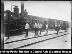 Russian troops returning from Manchuria at an unspecified location in June 1906