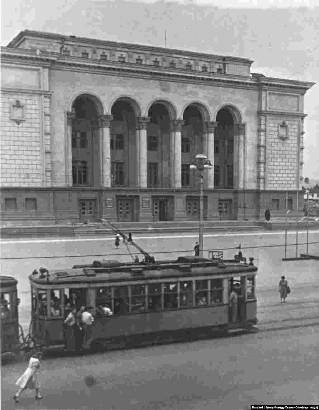 A tram passes the Donetsk Theater, known at the time as the Stalino Drama Theater. The theatre’s activities received international attention in 2014 for pressing on with scheduled performances amid Russian-backed unrest that engulfed Donetsk that year. 