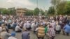 تصویری از یک تجمع اعتراضی بازنشستگان در سال ۱۴۰۱