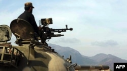 Pakistan's military on guard in the country's restive northwest (file photo)