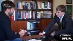 Коли «Схеми» готували попереднє розслідування, Бондаренко охочіше спілкувався з журналістами
