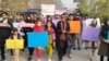 د خیبر پښتونخوا زده کوونکیو پر افغان نجونو د طالبانو تعلیمي بندیزونه وغندل. 