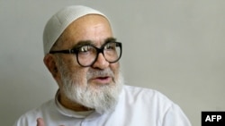 آيت الله منتظری، سرشناس‌ترين روحانی منتقد حکومت ايران،