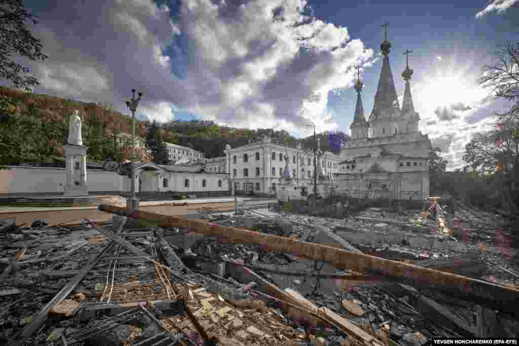The World Bank estimates that the cost of reconstruction and recovery in Ukraine will be a minimum of $349 billion, 1.5 times the size of Ukraine&#39;s prewar economy. This figure is expected to rise as the war continues.