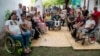 În România sunt peste 860.000 de persoane cu dizabilități de tip grav, accentuat, mediu sau ușor. Persoanele cu dizabilități „accentuate” (gradul 2) primesc o indemnizație totală de doar 400 de lei, deși suferă adeseori de afecțiuni ce le limitează drastic activitatea.