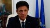 Gheorghe Popescu, fostul căpitan al naționalei de fotbal a României, critică faptul că, în ultimii 30 de ani, niciun guvern al României n-a avut ca prioritate sportul. 