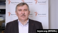 Михайло Гончар не вірить у версію журналістів, що нібито високопосадовці та бізнесмени планували цю операцію у барі напідпитку