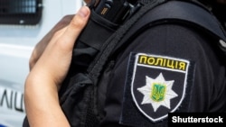 Українські поліцейські відкрили провадження за частиною 2 статті 146 (незаконне позбавлення волі або викрадення людини) та частини 2 статті 162 (порушення недоторканності житла) Кримінального кодексу України