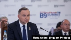 За словами Анджея Дуди, є багато ознак того, що це була ракета протиповітряної оборони, яка впала на територію Польщі
