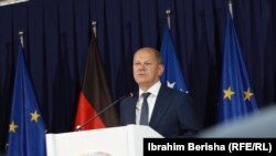 გერმანიის კანცლერი ოლაფ შოლცი კოსოვოში 