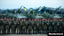Основним завданням закону про мобілізацію не є мобілізувати українців до війська, а поставити людей на військовий облік, каже Роман Костенко