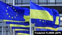 У документі наголошується, що не може бути жодних переговорів щодо України без України і без Європи