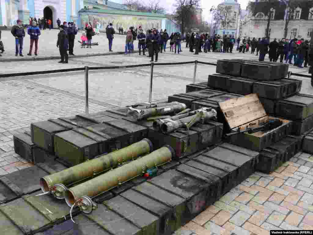 Новий російський вогнемет «Джміль» («Шмель»)