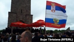 'Ta vidovdanska mitologija, odnosno mit kosovske osvete, bio je jako dobar u borbi protiv Turaka. A kako na osnovu te mitologije graditi zajednički život sa Južnim Slovenima, muslimanima i drugima? To već ne ide.' (Fotogarfija: Proslava Vidovdana, Gazimestan, 2018)