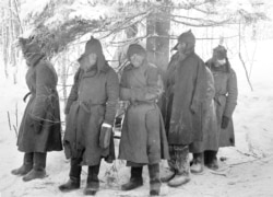 1940 წელის თებერვალი. დაჭრილი და გათოშილი წითელარმიელები.