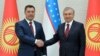 Кыргызстандын президенти Садыр Жапаров менен Өзбекстандын президенти Шавкат Мирзиёев. Архивдик сүрөт.