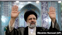 د سږنیو انتخاباتو په ارزونه کې د ګڼو کاندیدانو د لرې کولو نه پس اټکل کېده چې ابراهیم ريیسي به د انتخاباتو ګټونکی وي.
