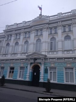 Російський триколор над Мелітополем. Квітень 2022 року