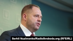 Єрмак висловив сподівання, що на найближчих засіданнях Тристоронньої контактної групи будуть остаточно погоджені списки на обмін