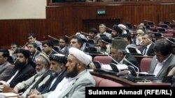 دادگاه ویژه انتخابات که به فرمان حامد کرزی تشکیل شده، دوم تیرماه و حدود پنج‌ماه پس از آغاز به کار پارلمان افغانستان، ۶۲ تن از ۲۴۹ نماینده مجلس را به اتهام تقلب رد صلاحیت کرد.