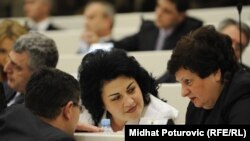 Bosnian member of parliament Milica Markovic (center)