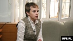 Оксана Макушина, заместитель главного редактора оппозиционной газеты "Республика - деловое обозрение". Алматы, 5 февраля 2009 года.