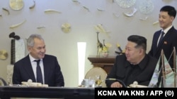 Сергей Шойгу и Ким Чен Ын во время встречи в Северной Корее в сентябре 2024 года