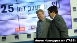 Aleksei Soldatov (left) in 2015
