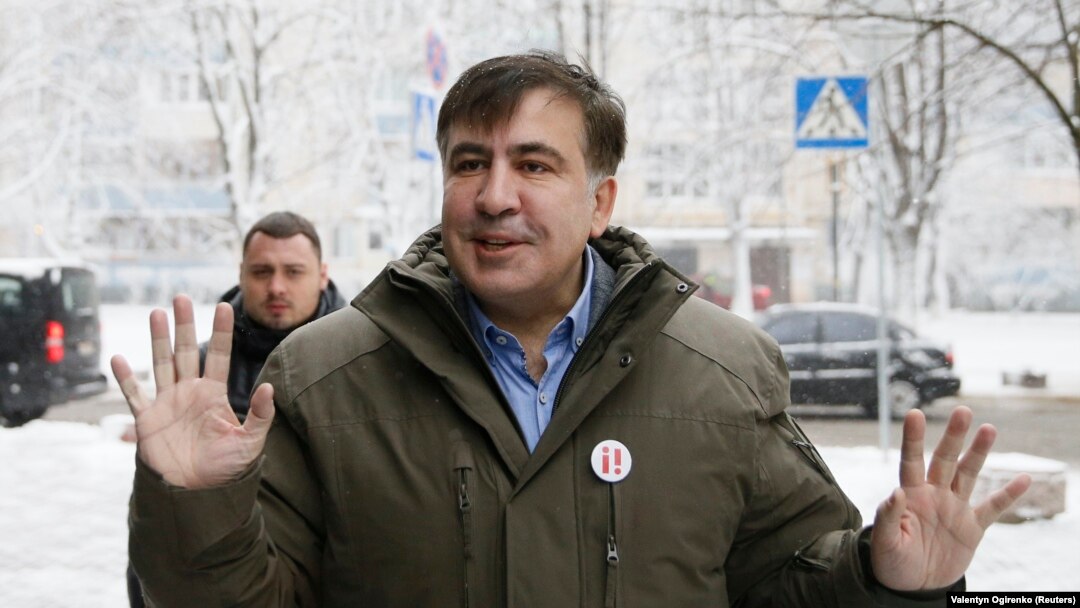 О своей возможной экстрадиции говорил накануне и сам Саакашвили, после того, как призвал своих сторонников не поддаваться провокациям и избегать беспорядков