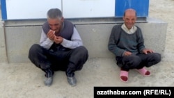 During the tenure of Gurbanguly Berdymukhammedov, Turkmenistan became the country with the world's lowest proportion of smokers. According to World Health Organization figures from 2015, smokers made up only 8 percent of the country's population. (file photo)
