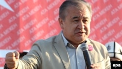 Өмүрбек Текебаев