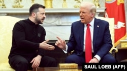 د فبرورۍ پر ۲۸مه د امريکا او اوکراين ولسمشران په سپینې ماڼۍ کې د خبرو پر مهال.