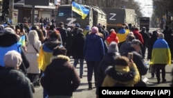 Акція протесту проти російської окупації в Херсоні, березень 2022 року