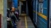 Під час повітряних атак у Києві метро стає масовим укриттям, фото ілюстративне