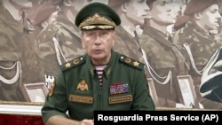 Viktor Zolotov challenging Navalny to a duel