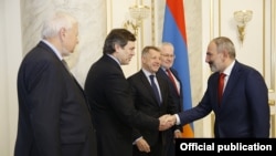 ԵԱՀԿ Մինսկի խմբի համանախագահները հանդիպում են Հայաստանի վարչապետ Նիկոլ Փաշինյանի հետ, արխիվ