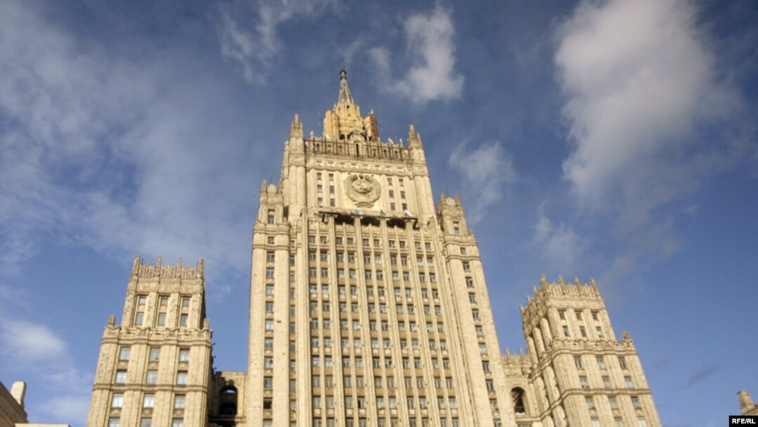 Устав выслушивать от своих зарубежных коллег обвинения в нарушении прав человека в России, наш МИД придумал симметричный ответ: выпустил доклад «О ситуации с правами человека в ряде государств мира»