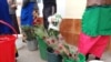 Туркменистан - цвекиња завиткани во државен весник со фотографија од претседателот. Тое е веќе забрането.
