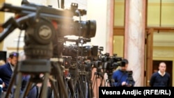 Finansijska podrška i dalje je veliki problem za lokalne medije koji, da bi bili održivi, moraju imati više izvora finansiranja