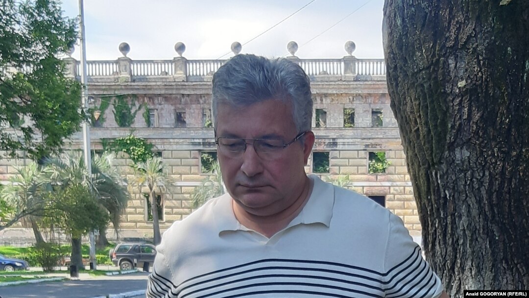 Леуан Микаа